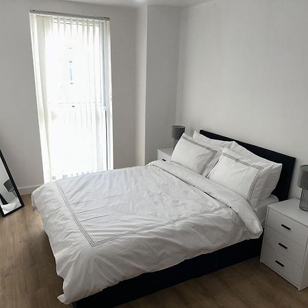 شقة Luxury - Smart Tv - Fast Wifi - Near Utilitia Arena & Icc برمنغهام المظهر الخارجي الصورة